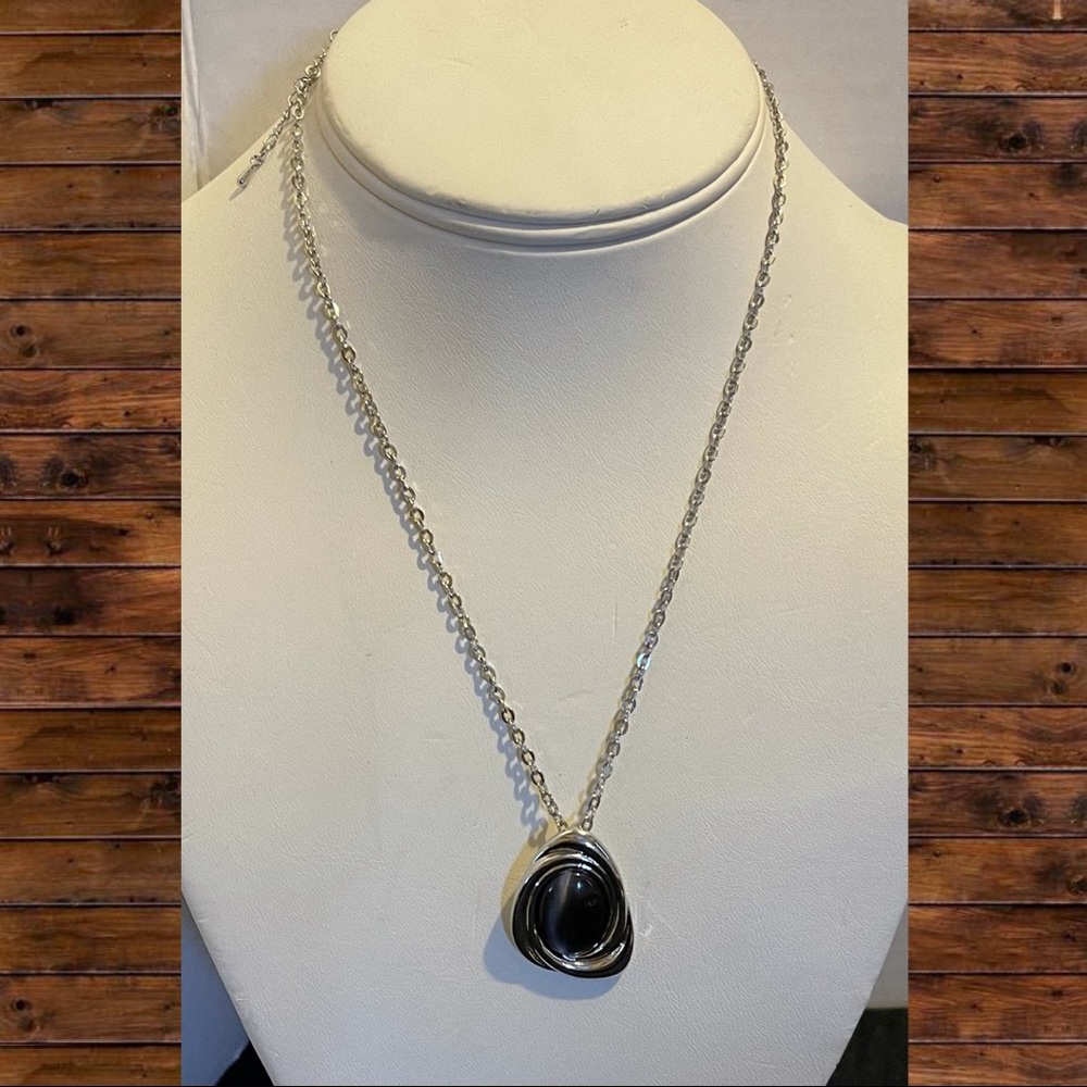 BIJOUX BY MEERA NECKLACE